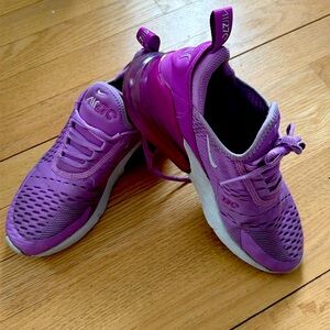 Nike Big Kid Air Max 270 Y4.5